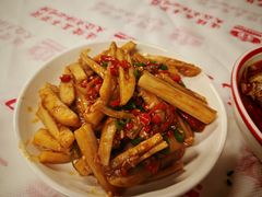 -堂瓦里·33年传统赣菜(第一街区店)