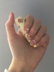 -米小兔美甲美睫