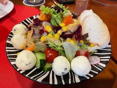 奶酪球沙拉-申德勒加油站西餐厅(日坛路总店)