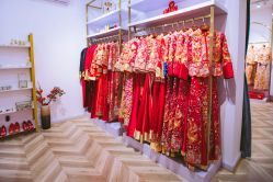 -予白婚纱礼服馆