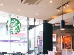 大堂-星巴克(宁波波特曼店)