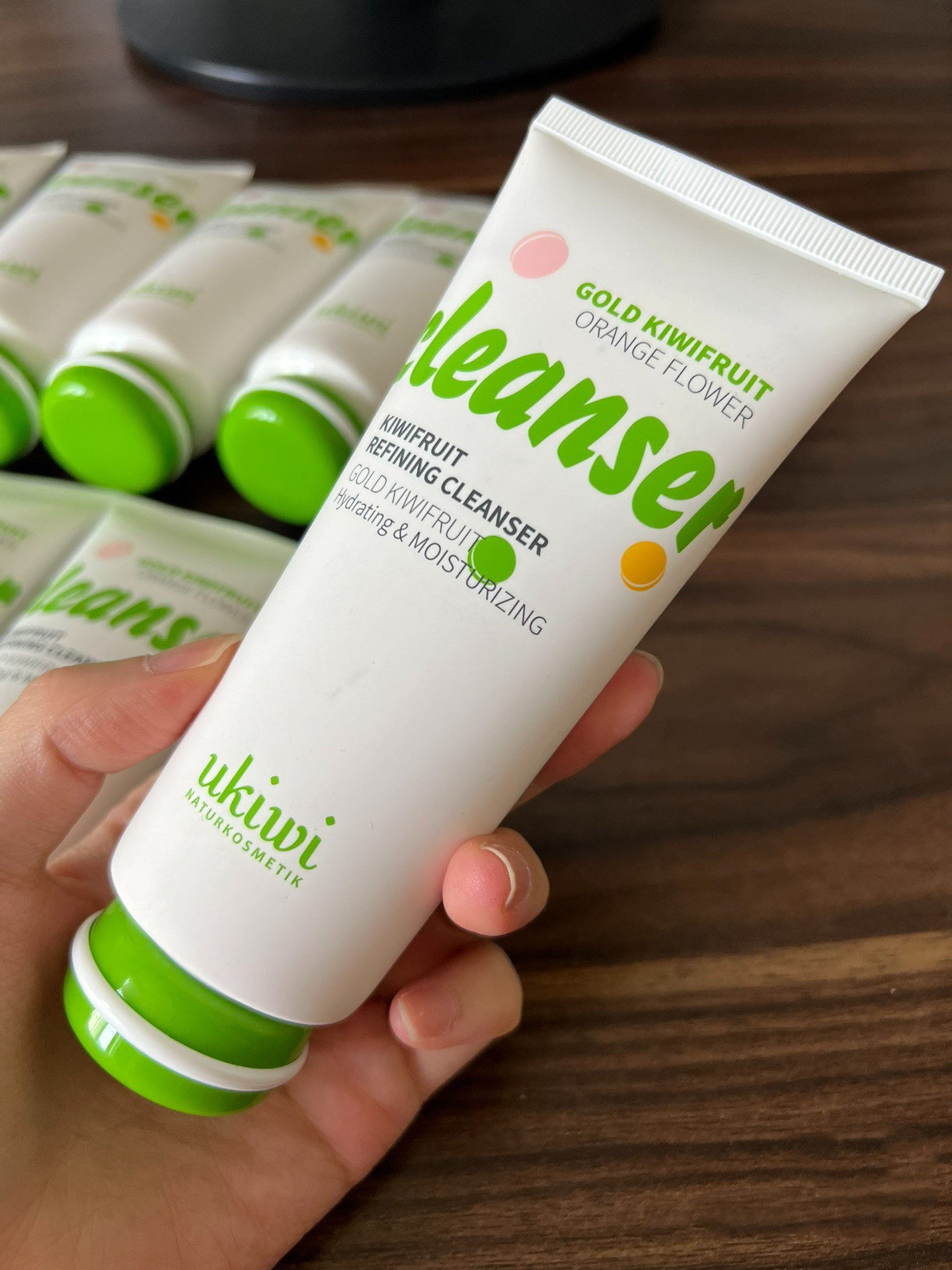 纽西小精灵奇异果保湿洁面膏