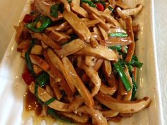 韭菜香干炒肉丝-九头鸟酒家(四道口店)