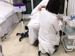 -凡碧诗毛孔清洁收细