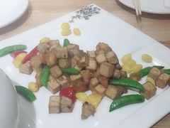 -宝燕海货工场(长江国际店)