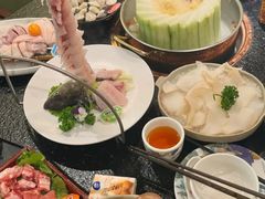 -得意咚瓜·顺德鱼生·冬瓜火锅(深圳首店)