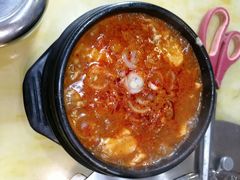 海鲜辣豆腐汤-牛信亭韩国料理·炭火烤肉(紫藤路店)