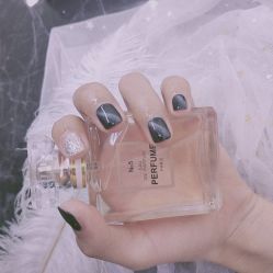 -Y2日式美甲美睫美肤沙龙