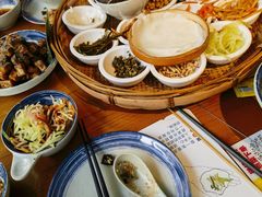 -包整·丝娃娃(一览甲秀楼风景店)