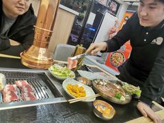 -臻牛烤肉