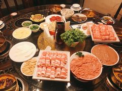 -小天鹅火锅·一线江景洪鼎旗舰店(洪崖洞店)