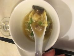-喜乐餐厅•灯笼虾球首创者•本地小海鲜(二马路店)