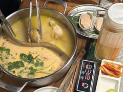 -禄婶鸡煲·打边炉