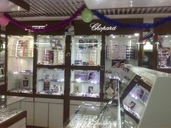 陈列柜-华彬眼镜专业渐进配镜(潘家园店)