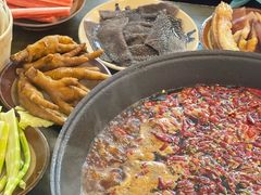 -黄潇洒老火锅(九眼桥宏济巷店)