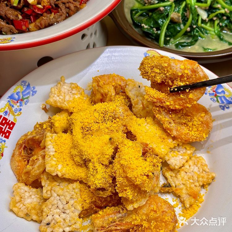 在武汉！长沙土著都爱的下饭湘菜馆子