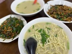 -三百碗宝应长鱼面(板仓街店)