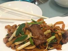 干炒牛河-稻香酒家·34年老字号·港式粤菜(汉街店)