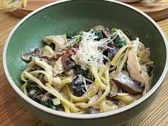 鸡肉奶油蘑菇窄意面-gaga(深圳南山益田假日广场店)