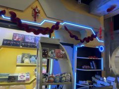 -暴风岛沉浸式体验馆(百联世纪店)