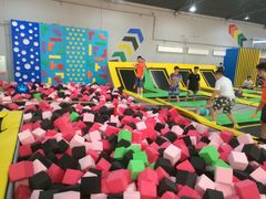 -Bounce Factory反弹工厂蹦床公园(群力店)