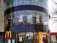 -麦当劳(展览路店)