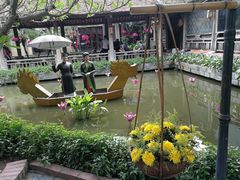 -河内西湖莲花自助餐厅