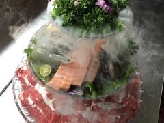 -湊湊火锅·茶憩(新中关购物中心店)