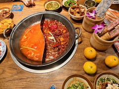 -萍姐火锅·公路夜市(武汉首店)