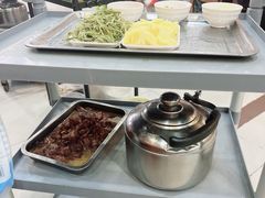 -70後铁锅炖(坡博总店)