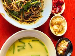 -三百碗宝应长鱼面(板仓街店)