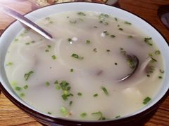 回民羊杂汤-塔哈尔·新疆盛宴(城西银泰店)