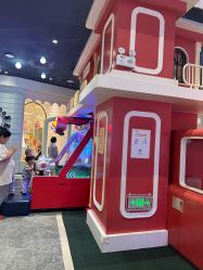 -奈尔宝·儿童乐园·亲子餐厅(华采天地店)