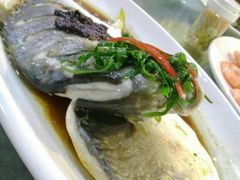 -四川小胡子海鲜(丁村万人海鲜广场店)