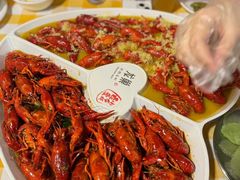 -龙巢盱眙龙虾·鸡煲·烧烤宵夜(坪洲店)