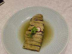 扬州盐水卤老鸭-元唐家宴•经典东北菜(梅市口路店)