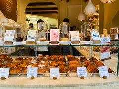 -VERIE BAKEHOUSE