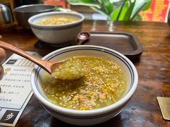 -银米·云南传统过桥米线(双廊黑金冠店)