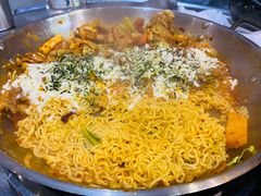 -山·烤辣鸡韩国料理(西溪路店)