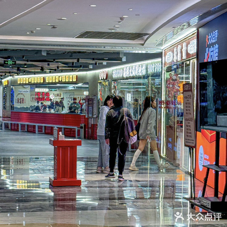 可算吃上朱富贵了！工作日人也是真的多