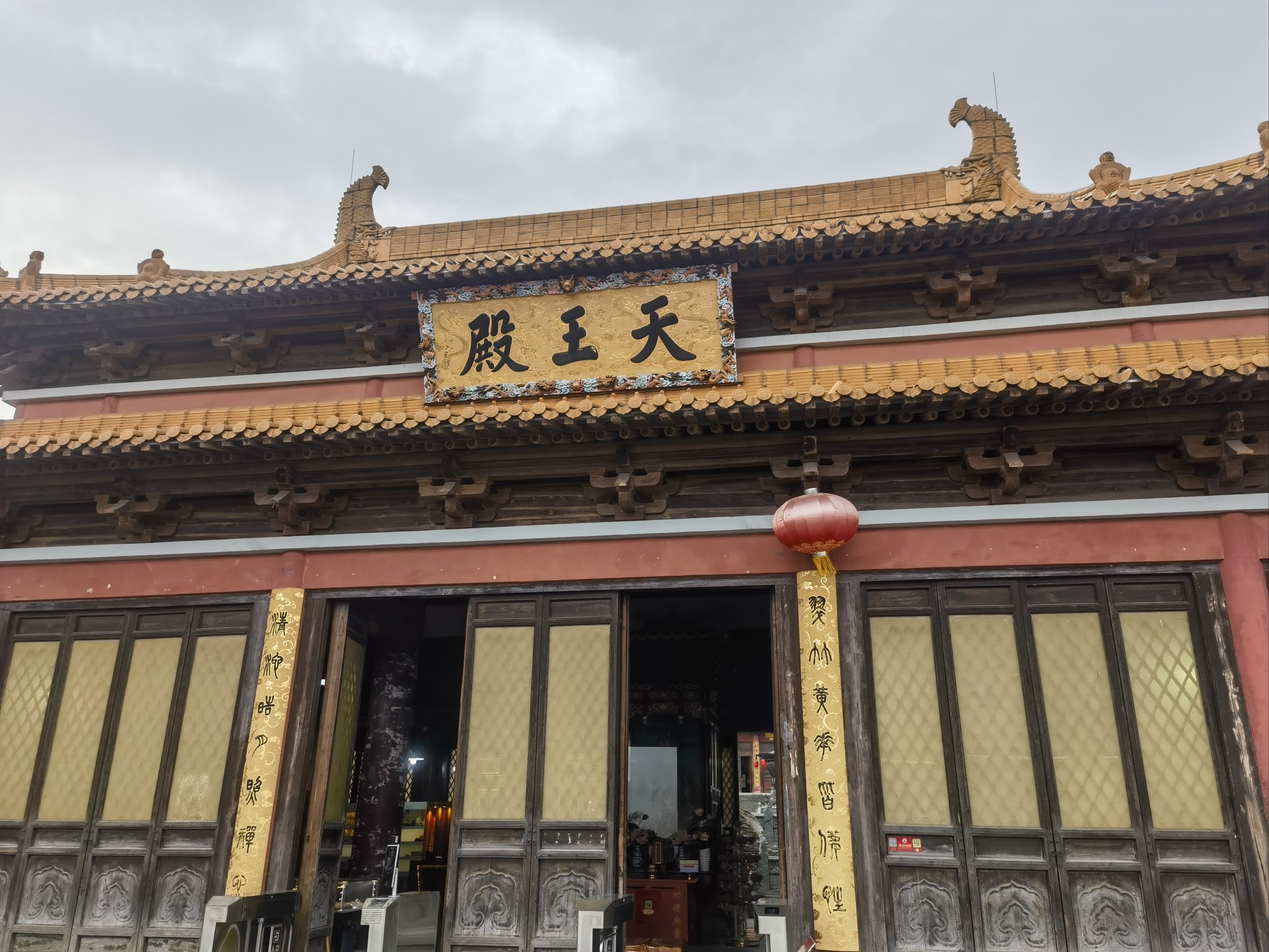 踏入方山,走进寺庙,沉醉于它宁静的氛围