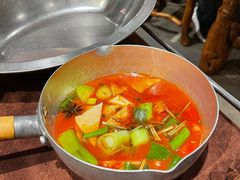 -滇香肴·云南菜蒸汽石锅鱼(云南北路店)