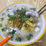 大人小孩都爱吃的渔粉. 超级鲜美的炸蛋渔粉. [调皮][调皮][调皮]