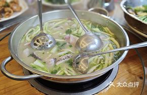 Boneless Bighead Carp with Four Flavors