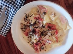 -ROAST coffee & eatery