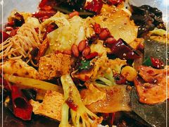 -拿渡麻辣香锅(世茂广场·工三店)