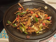 -云海肴·汽锅鸡·云南菜(天山百盛优客店)