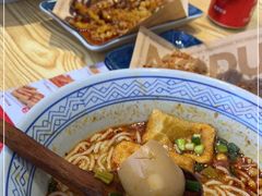 -魔都三兄弟酸辣粉·蘸卤炸串(虹桥万科店)
