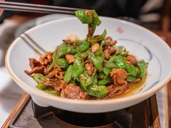 辣椒炒宁乡花猪肉-佬麻雀·剁椒鱼头(京基KK One店)