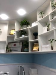 -蕾特恩专业祛痘·皮肤管理